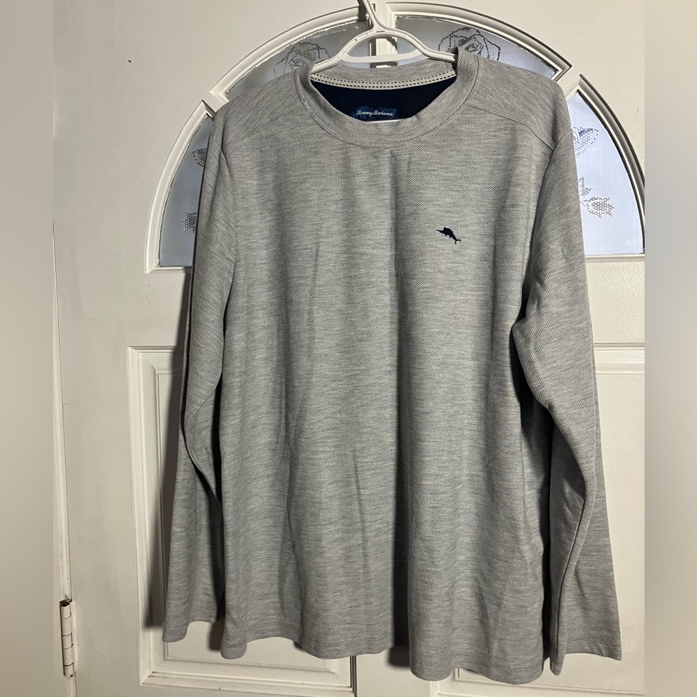 Tommy Bahama Light Gray Long Sleeve Crewneck Shirt
